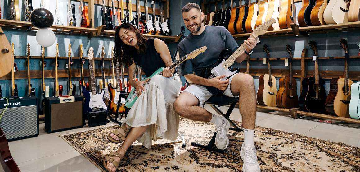 Электрогитара