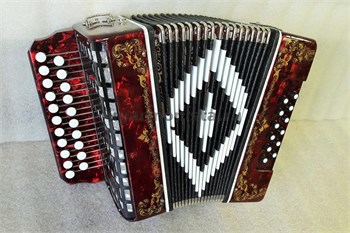 SZ48/1ХL-A-RED Гармонь «Чайка» 21х12-II, красная, ля мажор, роспись, Шуйская гармонь SZ48/1ХL-A-RED - фото 34325