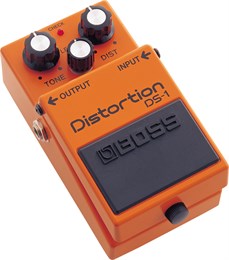 BOSS DS-1 - Педаль эффектов Distorsion DS-1