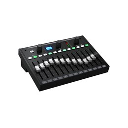 BEHRINGER P24 - персональный мониторный микшер P24
