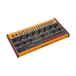 BEHRINGER CRAVE - аналоговый полумодульный синтезатор CRAVE
