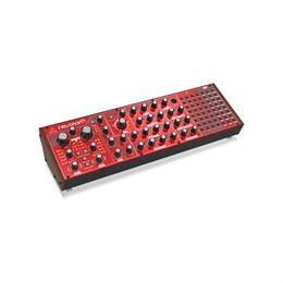 BEHRINGER NEUTRON - полумодульный аналоговый синтезатор NEUTRON