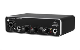 BEHRINGER UMC22 - аудиоинтерфейс USB,2входа, 2 выхода, микр. предусилитель MIDAS UMC22